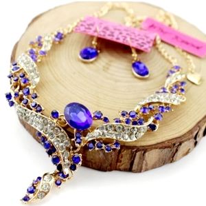 Gold plated blue and white crystal necklace earrings set